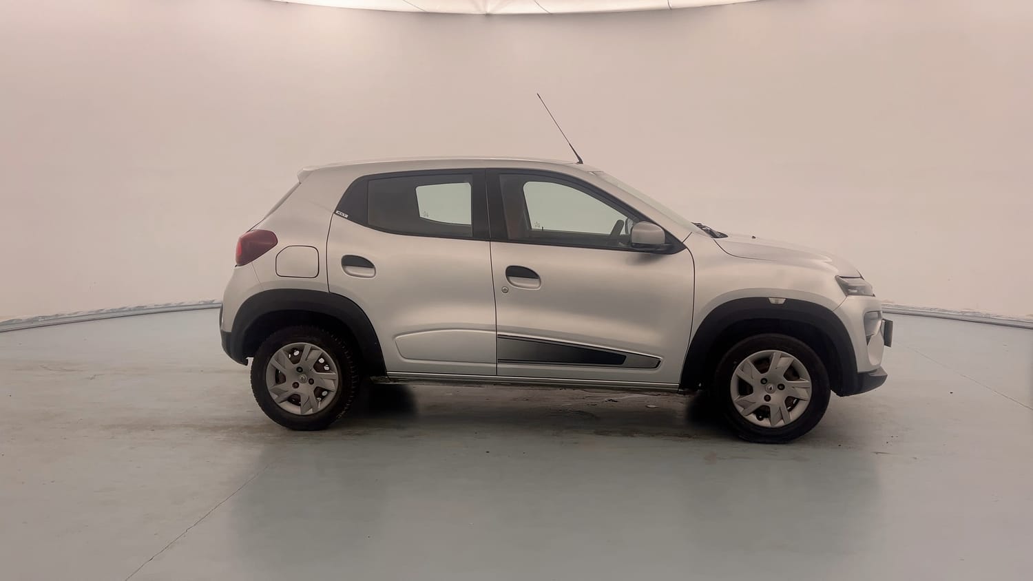 Used 2020 Renault Kwid 1.0 RXT Petrol Manual exterior RIGHT SIDE VIEW