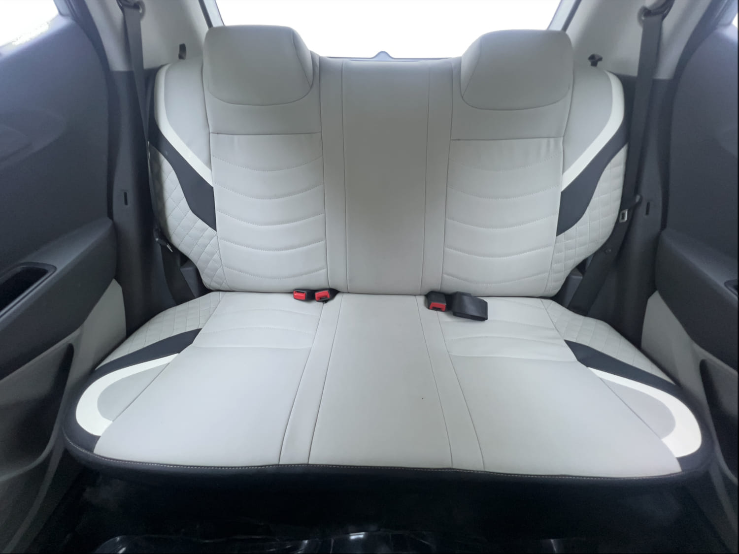 Used 2020 Hyundai Grand i10 Nios Sportz AMT 1.2 Kappa VTVT Petrol Automatic interior REAR SEAT CONDITION VIEW