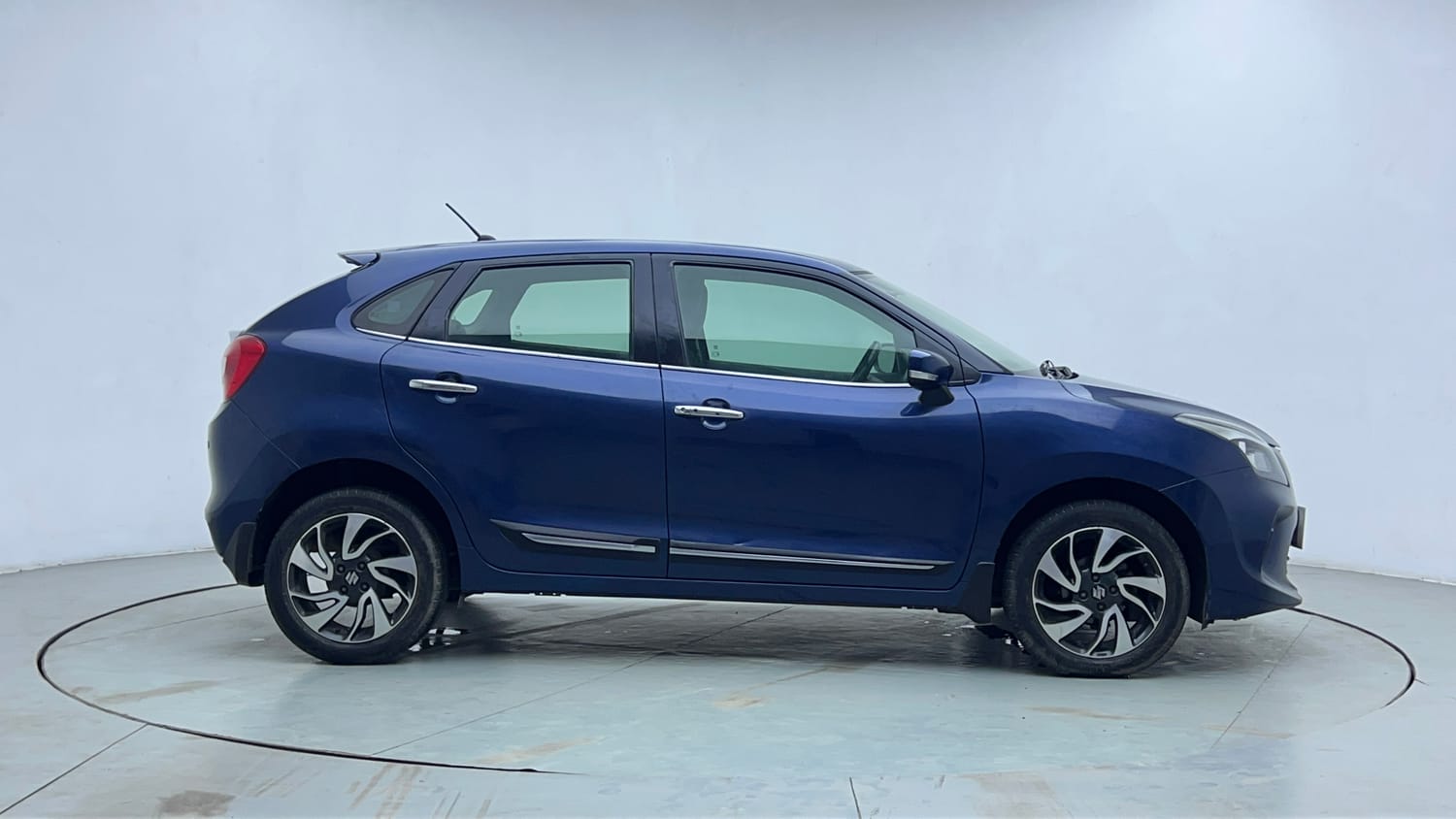 Used 2021 Maruti Suzuki Baleno Alpha Petrol Manual exterior RIGHT SIDE VIEW