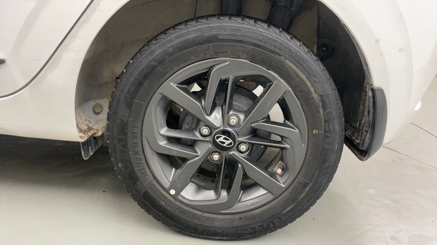 Used 2020 Hyundai Grand i10 Nios Sportz 1.2 Kappa VTVT Petrol Manual tyres LEFT REAR TYRE RIM VIEW