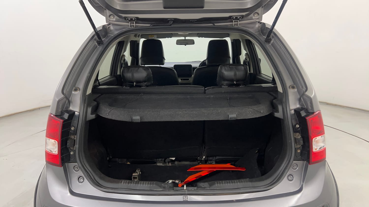 Used 2023 Maruti Suzuki Ignis Zeta 1.2 MT Petrol Manual interior DICKY INSIDE VIEW
