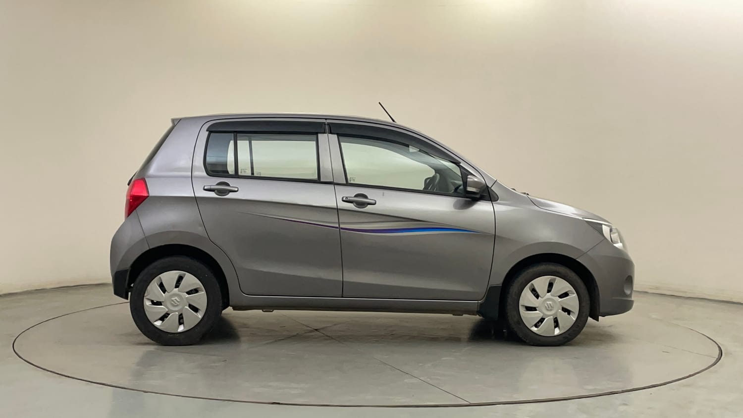 Used 2015 Maruti Suzuki Celerio ZXi Petrol Manual exterior RIGHT SIDE VIEW