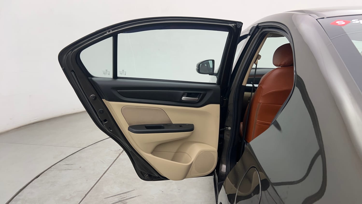 Used 2023 Honda Amaze VX MT 1.2 Petrol Petrol Manual interior LEFT REAR DOOR OPEN VIEW