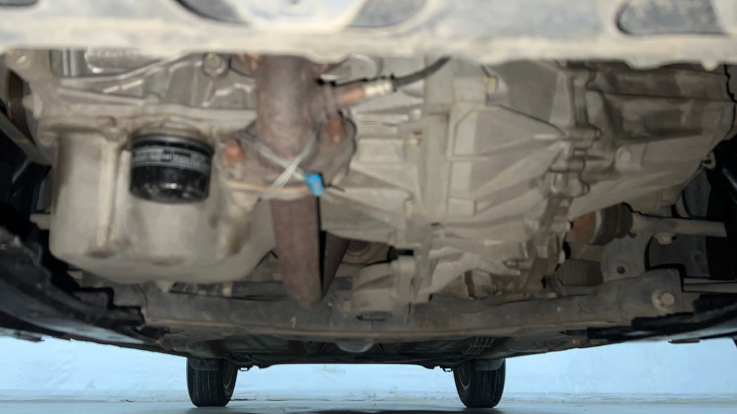 Used 2018 Maruti Suzuki Dzire ZXi AMT Petrol Automatic extra FRONT LEFT UNDERBODY VIEW