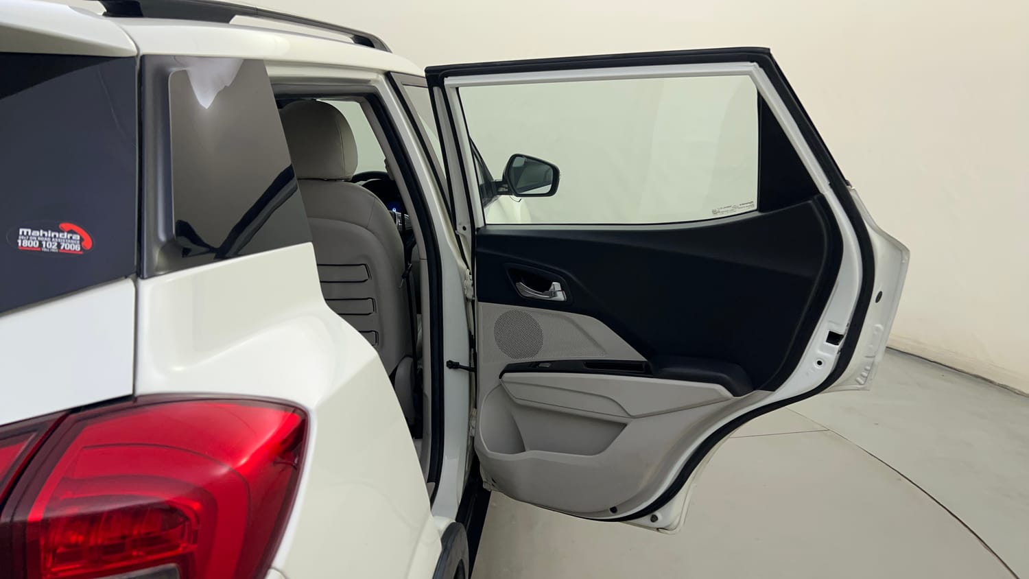 Used 2023 Mahindra XUV 300 W8 (O) 1.5 Diesel AMT Diesel Automatic interior RIGHT REAR DOOR OPEN VIEW
