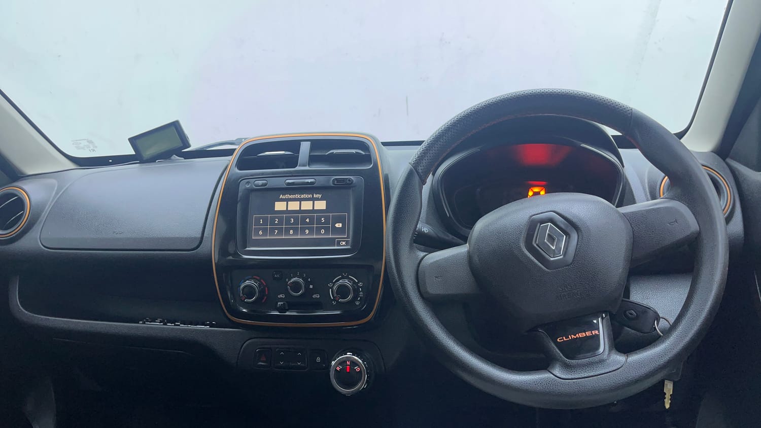 Used 2017 Renault Kwid CLIMBER 1.0 AMT Petrol Automatic interior DASHBOARD VIEW