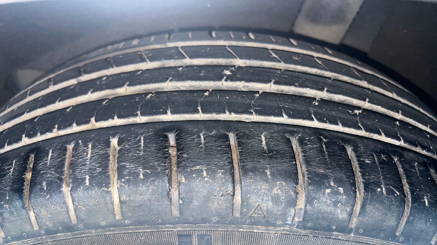 Used 2019 Toyota Glanza V CVT Petrol Automatic tyres LEFT REAR TYRE TREAD VIEW