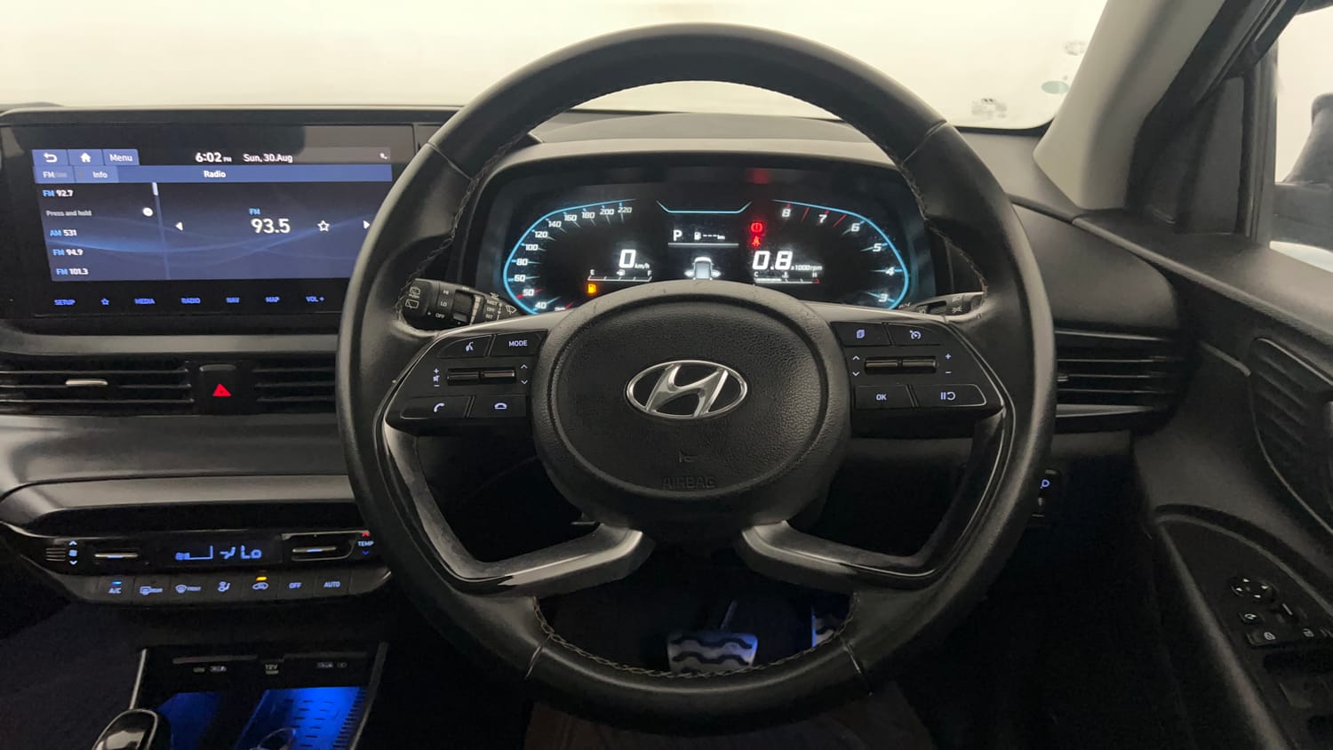 Used 2020 Hyundai New i20 Asta (O) 1.0 Turbo DCT Petrol Automatic interior STEERING VIEW