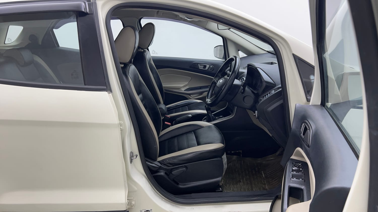 Used 2020 Ford EcoSport Titanium 1.5L Ti-VCT Petrol Manual interior RIGHT SIDE FRONT DOOR CABIN VIEW