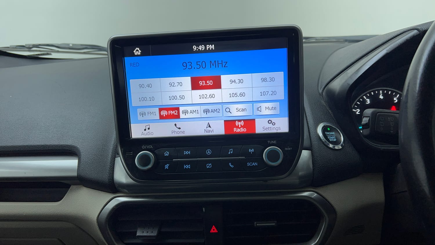 Used 2020 Ford EcoSport Titanium 1.5L Ti-VCT Petrol Manual top_features Integrated (in-dash) music system