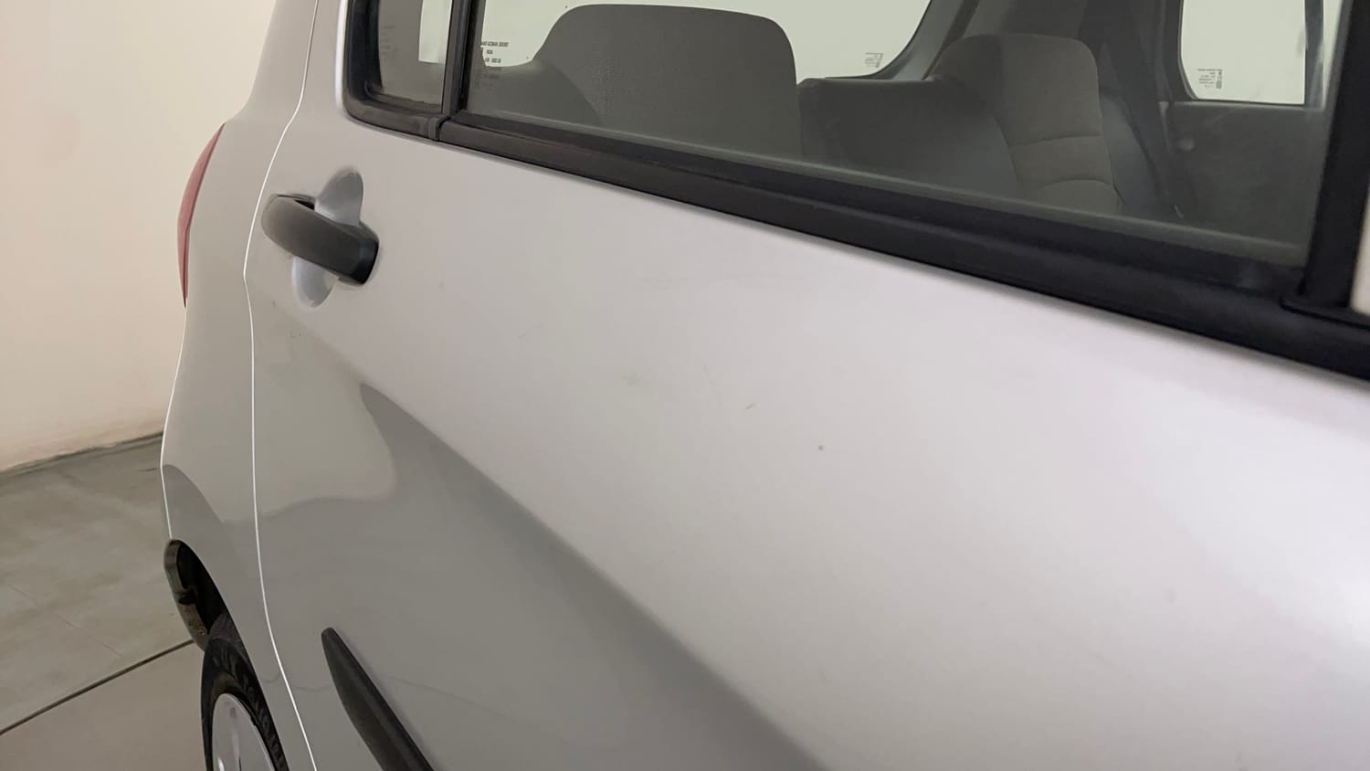 Used 2015 Maruti Suzuki Celerio VXi AMT Petrol Automatic dents MINOR DENT