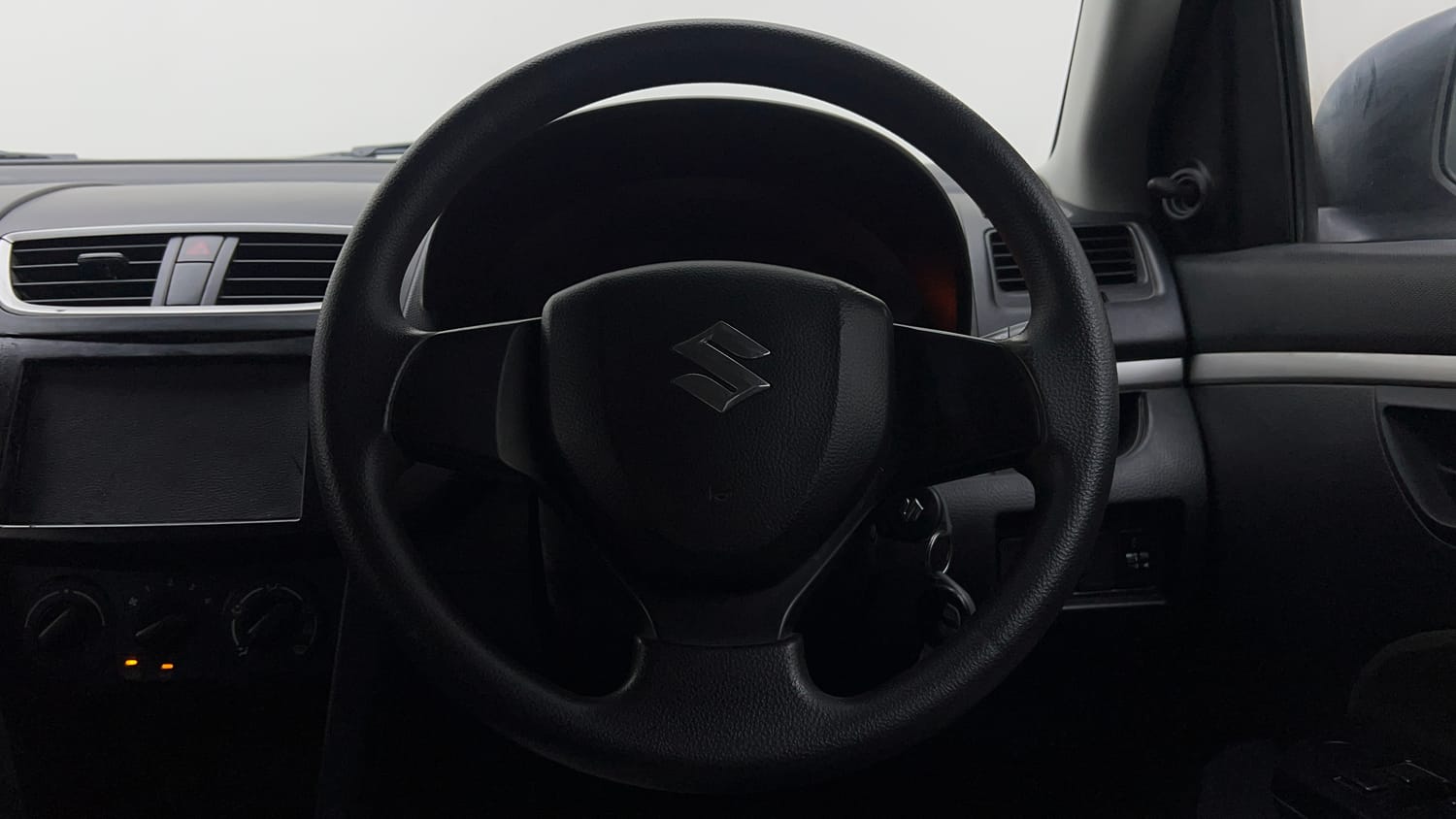 Used 2016 Maruti Suzuki Swift Lxi (O) Petrol Manual interior STEERING VIEW