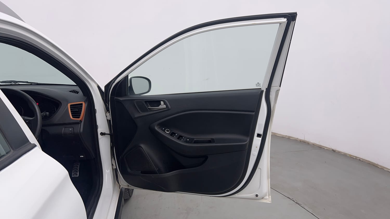 Used 2017 Hyundai i20 Active 1.2 S Petrol Manual interior RIGHT FRONT DOOR OPEN VIEW