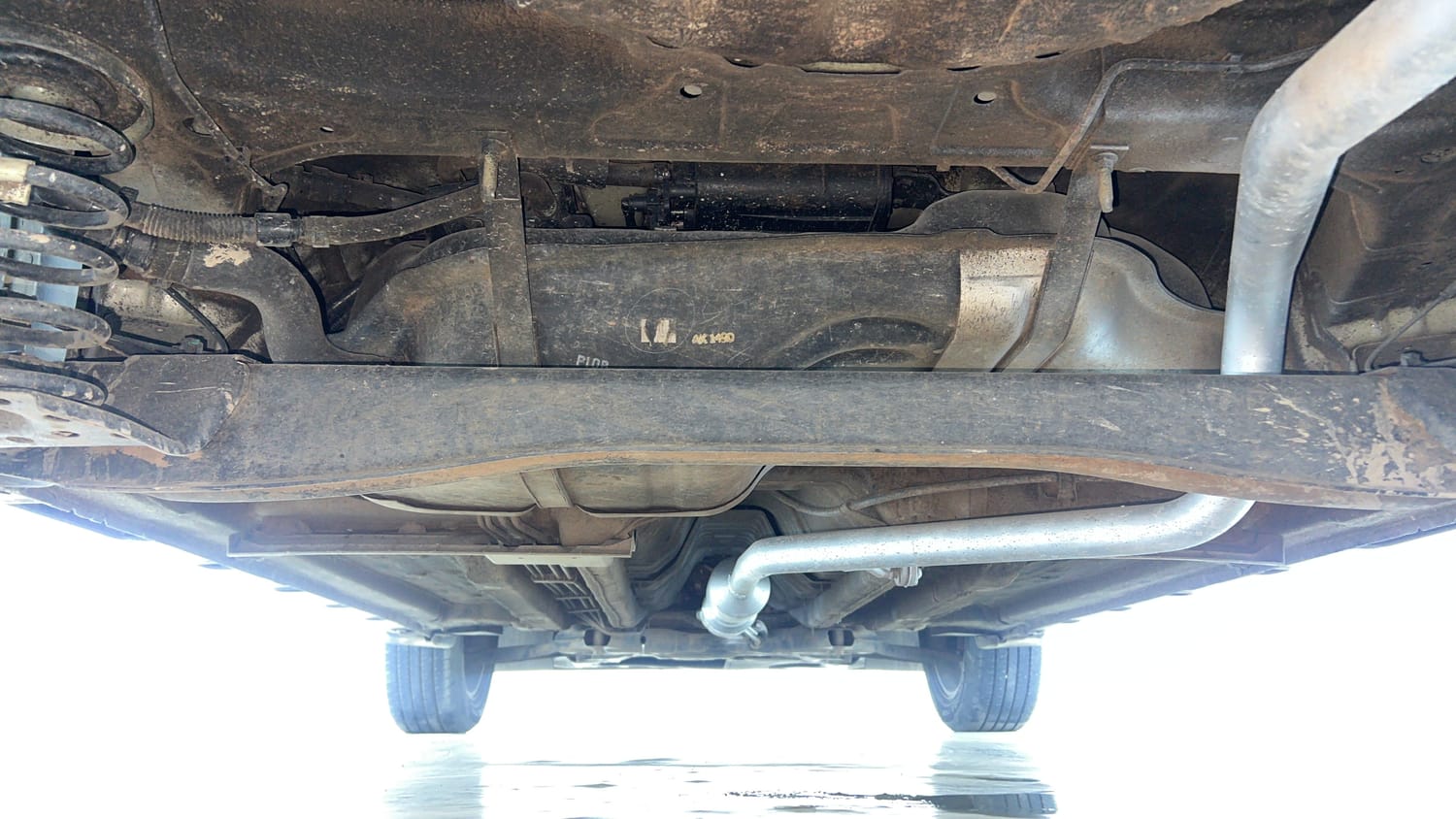 Used 2020 Kia Seltos HTX 1.5 Petrol Manual extra REAR UNDERBODY VIEW (TAKEN FROM REAR)