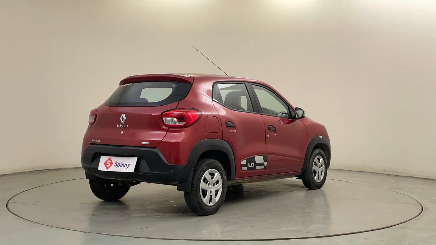 Used 2018 Renault Kwid 1.0 RXT AMT Petrol Automatic exterior RIGHT REAR CORNER VIEW