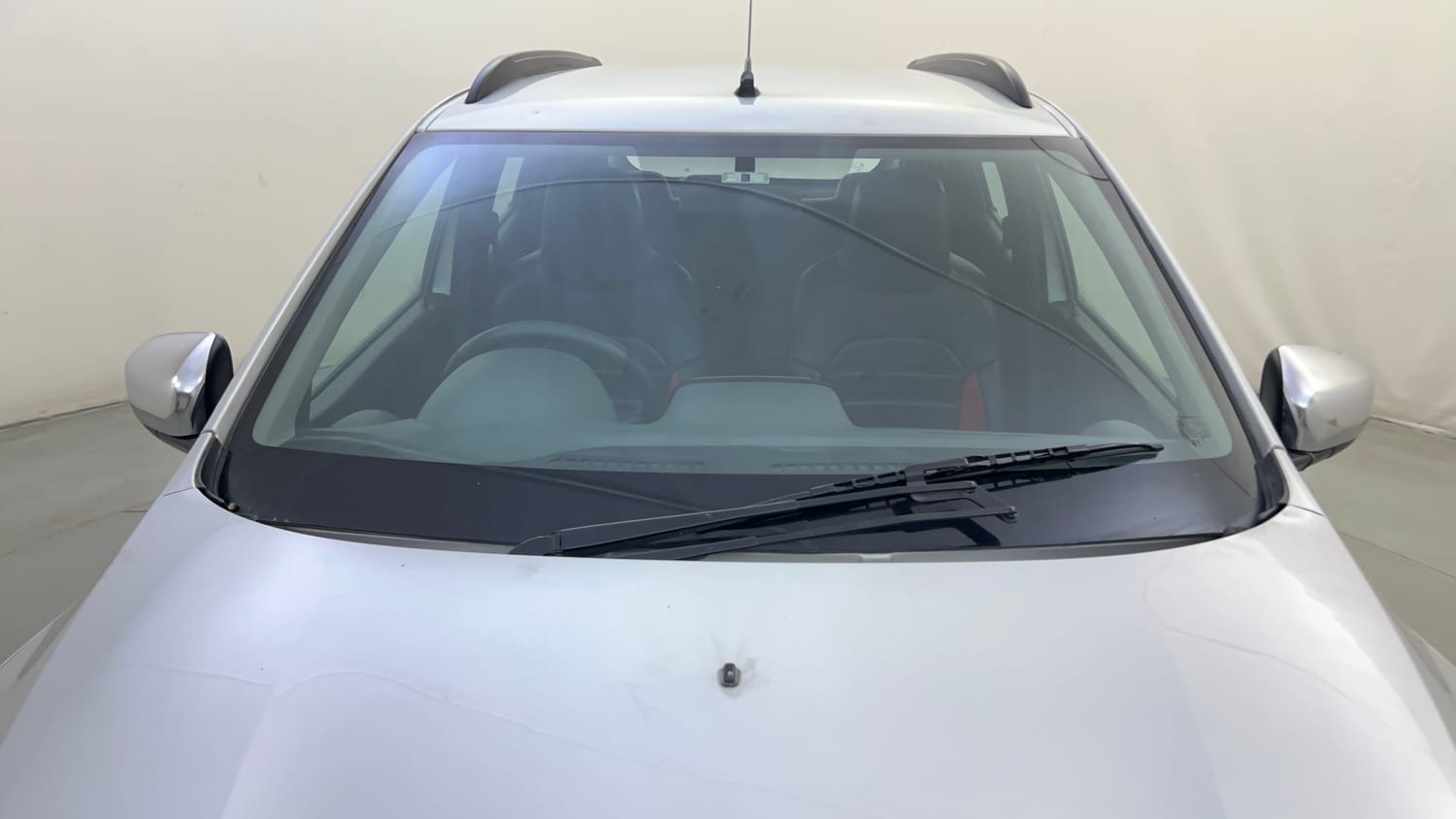 Used 2017 Renault Kwid RXT Petrol Manual exterior FRONT WINDSHIELD VIEW