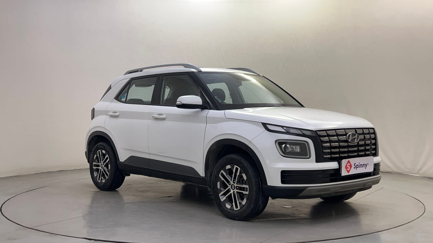 Used 2022 Hyundai Venue SX 1.2 Petrol Petrol Manual exterior RIGHT FRONT CORNER VIEW