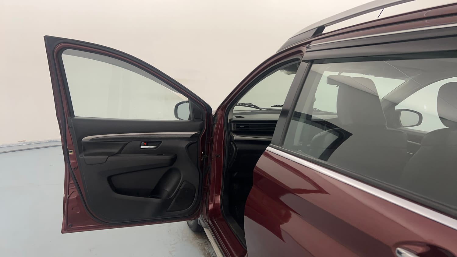 Used 2020 Maruti Suzuki XL6 Alpha MT Petrol Petrol Manual interior LEFT FRONT DOOR OPEN VIEW