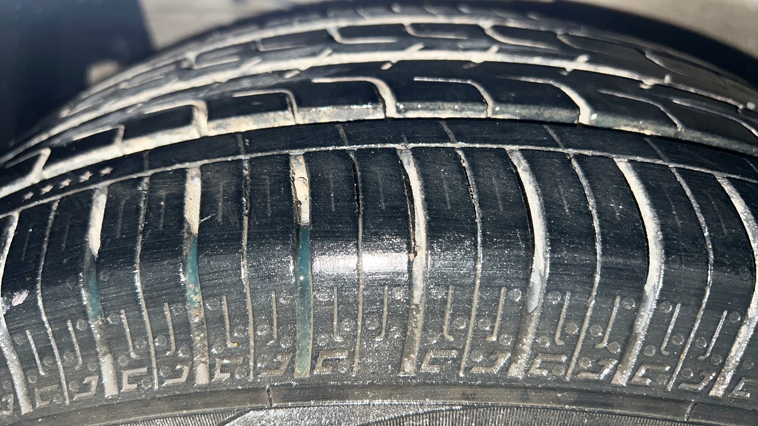 Used 2018 Maruti Suzuki Ciaz Delta 1.3 Hybrid Diesel Manual tyres LEFT FRONT TYRE TREAD VIEW