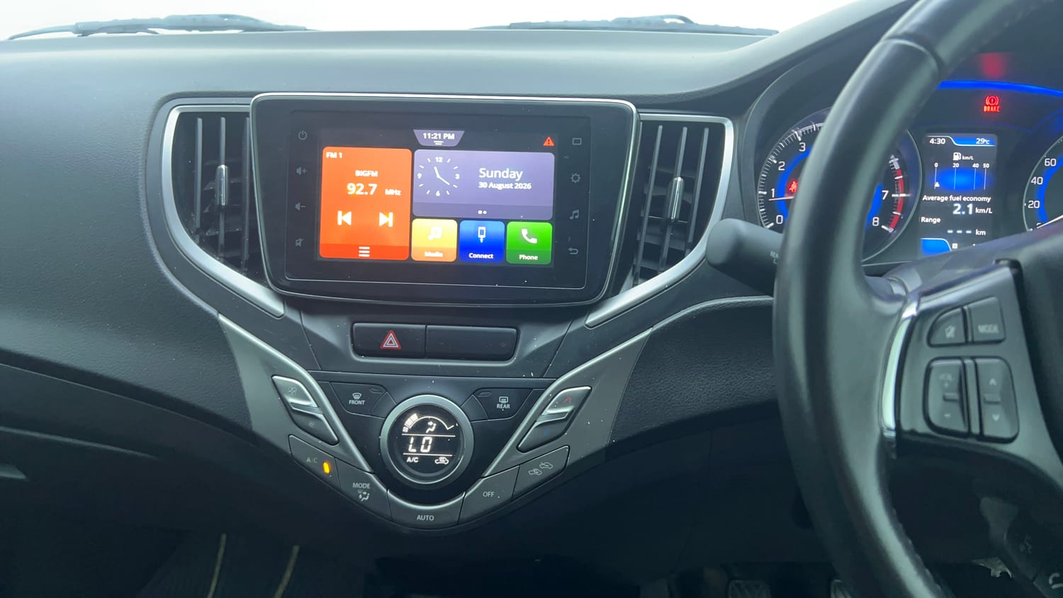 Used 2021 Maruti Suzuki Baleno Alpha Petrol Manual top_features Integrated (in-dash) music system