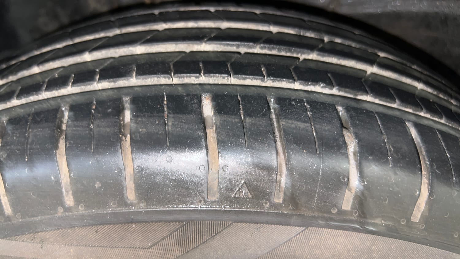 Used 2023 Tata Punch Kaziranga Creative iRA Pack AMT Petrol Automatic tyres RIGHT REAR TYRE TREAD VIEW