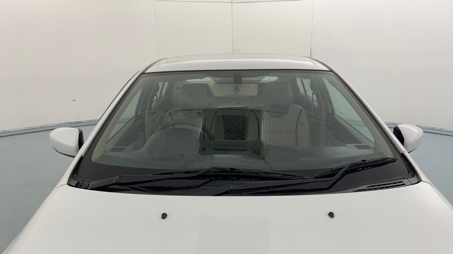 Used 2018 Maruti Suzuki Ciaz Delta 1.3 Hybrid Diesel Manual exterior FRONT WINDSHIELD VIEW
