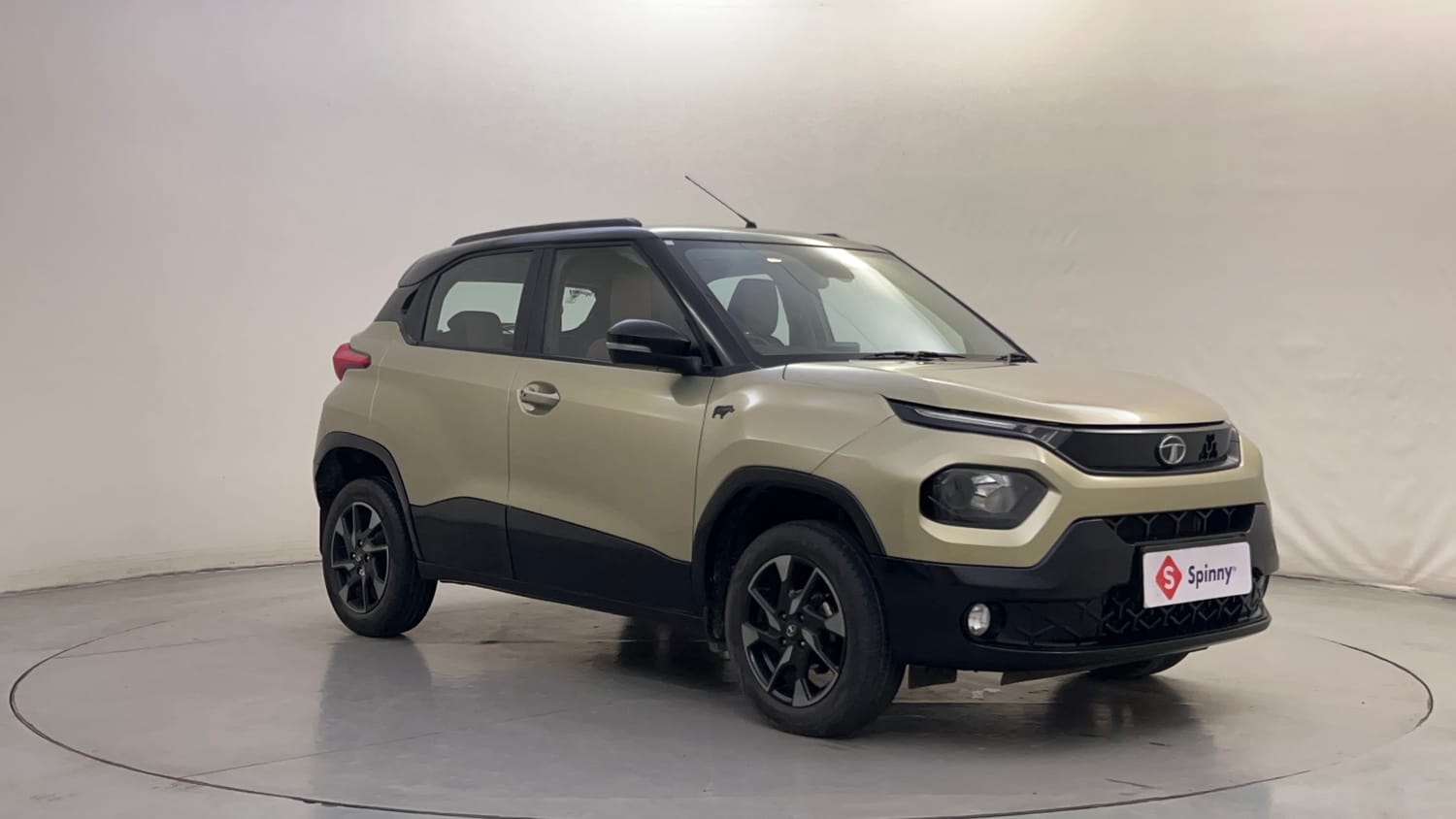 Used 2023 Tata Punch Kaziranga Creative iRA Pack AMT Petrol Automatic exterior RIGHT FRONT CORNER VIEW