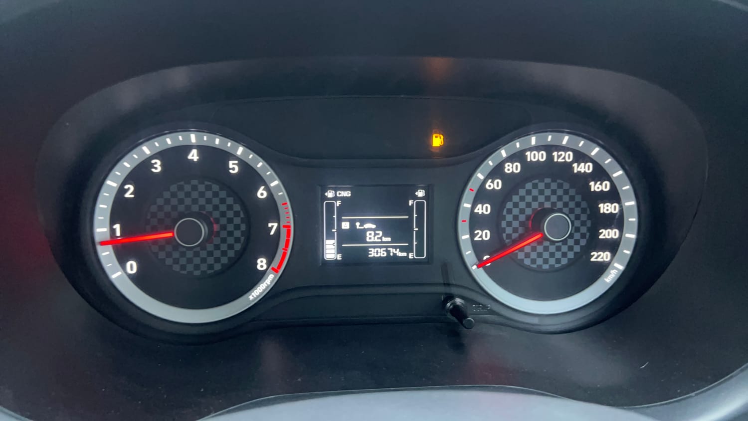 Used 2022 Hyundai Aura S 1.2 CNG Cng Manual interior CLUSTERMETER VIEW