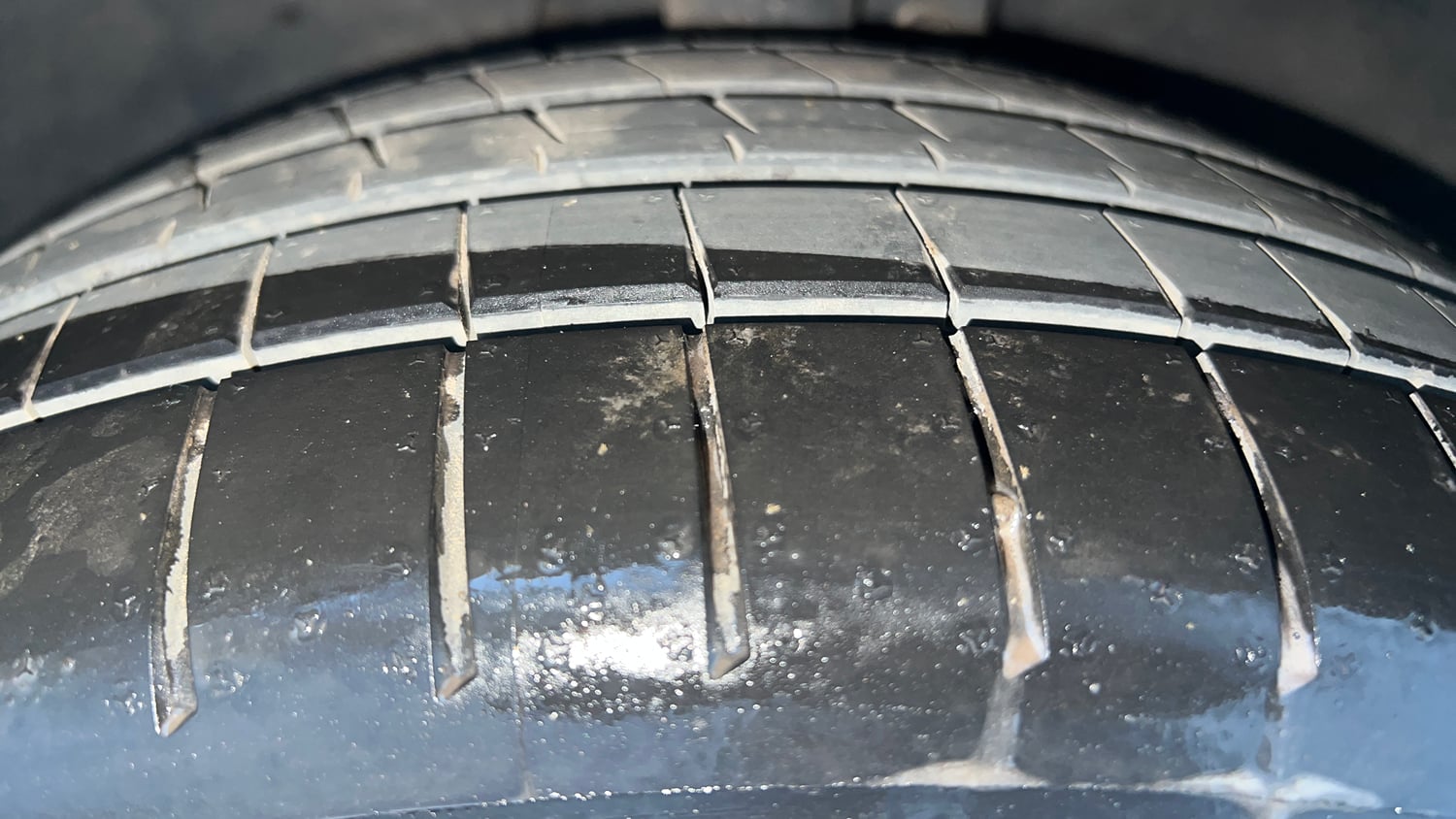 Used 2018 Mercedes-Benz CLA 200 Petrol Sport Petrol Automatic tyres RIGHT FRONT TYRE TREAD VIEW
