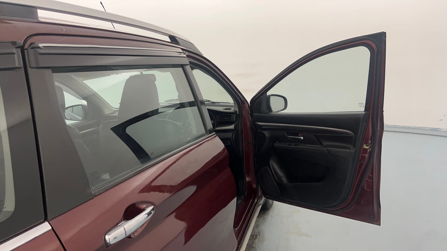 Used 2020 Maruti Suzuki XL6 Alpha MT Petrol Petrol Manual interior RIGHT FRONT DOOR OPEN VIEW