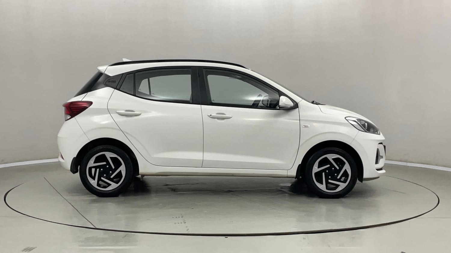Used 2023 Hyundai Grand i10 Nios Sportz AMT 1.2 Kappa VTVT Petrol Automatic exterior RIGHT SIDE VIEW