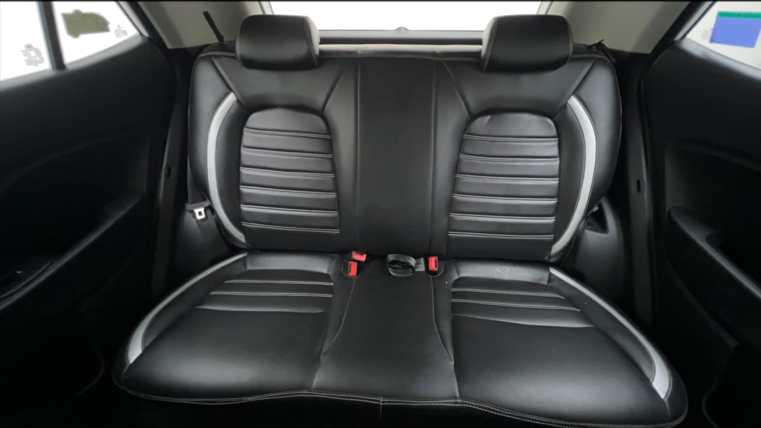 Used 2022 Hyundai Venue S Plus 1.2 Petrol Petrol Manual interior REAR SEAT CONDITION VIEW
