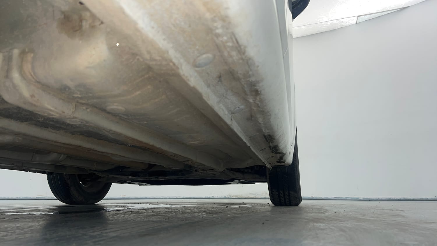 Used 2020 Hyundai Elite i20 Sportz Plus 1.2 Petrol Manual extra REAR RIGHT UNDERBODY VIEW
