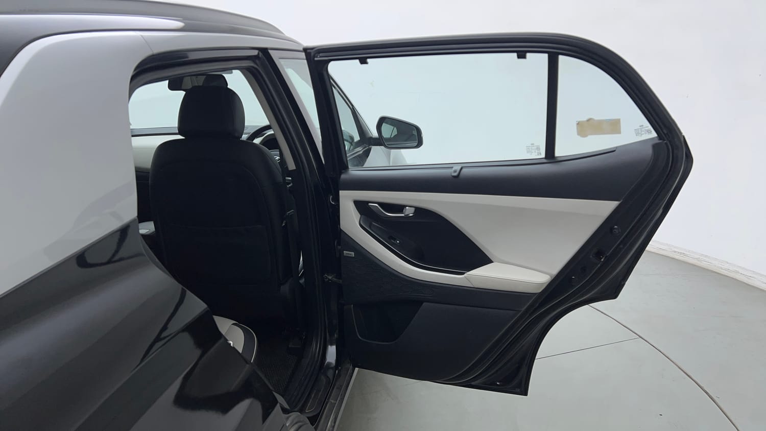 Used 2024 Hyundai Creta SX (O) 1.5 Petrol IVT Petrol Automatic interior RIGHT REAR DOOR OPEN VIEW