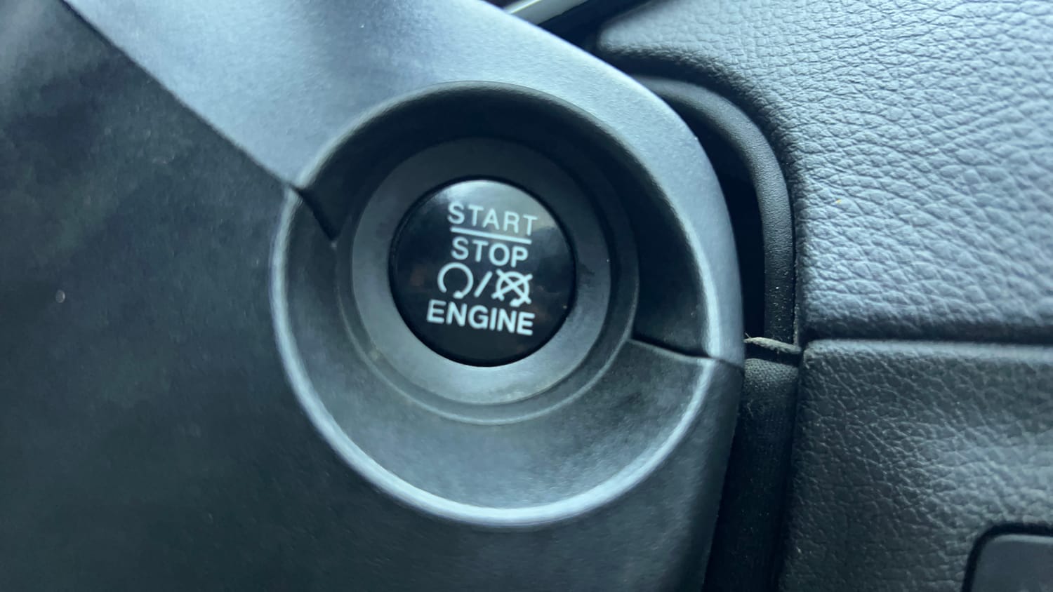 Used 2018 Jeep Compass Longitude (O) 2.0 Diesel Diesel Manual top_features Keyless start