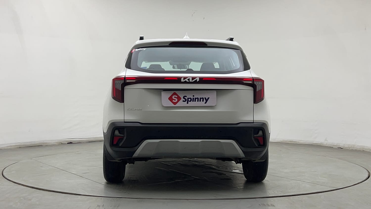 Used 2024 Kia Seltos HTK 1.5 Petrol MT Petrol Manual exterior BACK VIEW