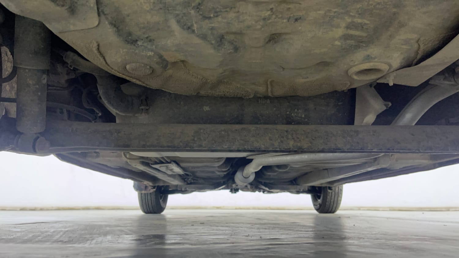 Used 2012 Hyundai i10 Sportz 1.2 Kappa2 Petrol Manual extra REAR UNDERBODY VIEW (TAKEN FROM REAR)