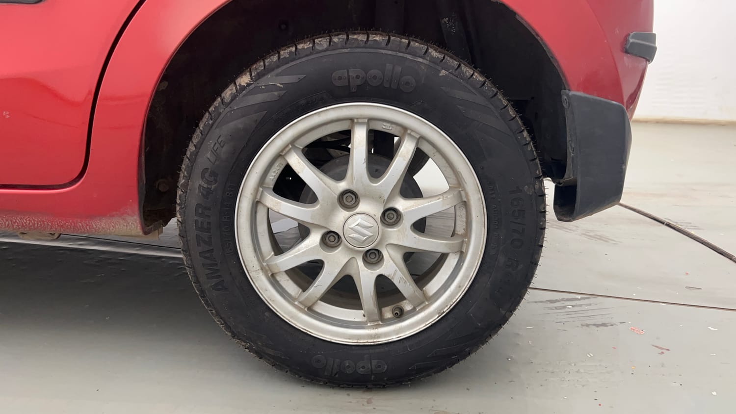 Used 2016 Maruti Suzuki Celerio ZXi Petrol Manual tyres LEFT REAR TYRE RIM VIEW