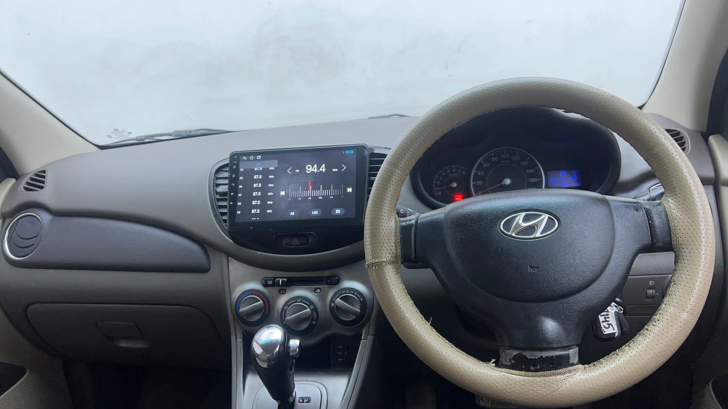 Used 2012 Hyundai i10 Sportz 1.2 AT Kappa2 Petrol Automatic interior DASHBOARD VIEW