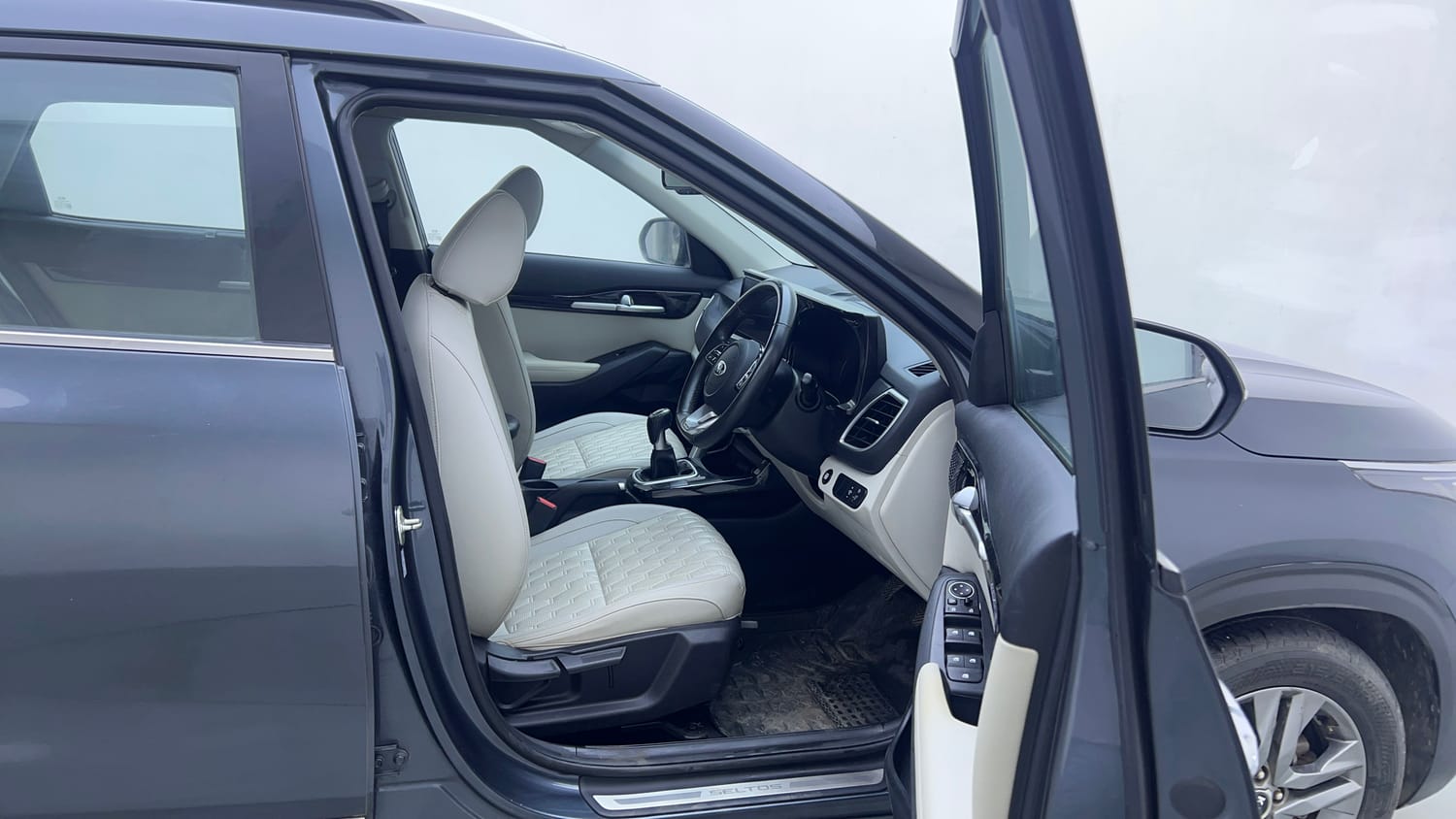 Used 2020 Kia Seltos HTX 1.5 Petrol Manual interior RIGHT SIDE FRONT DOOR CABIN VIEW