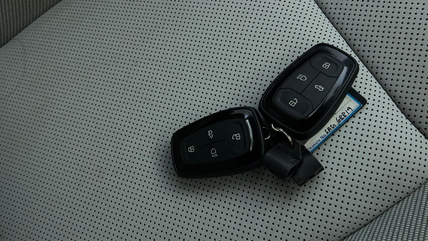 Used 2025 Tata Nexon EV Empowered 45 Electric Automatic extra CAR KEY VIEW
