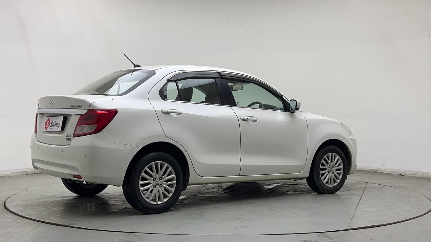 Used 2018 Maruti Suzuki Dzire ZXi AMT Petrol Automatic exterior RIGHT REAR CORNER VIEW