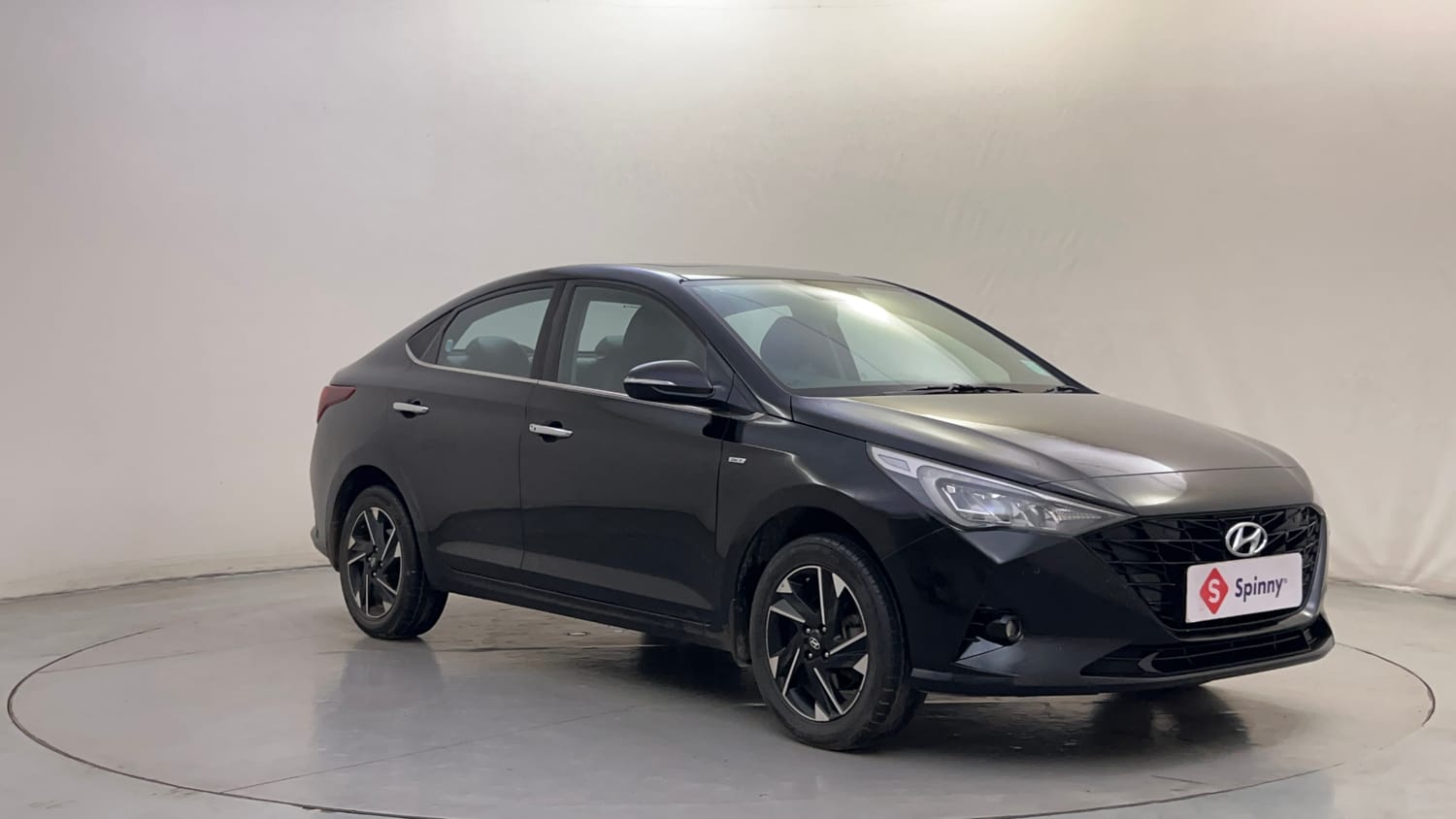 Used 2020 Hyundai Verna SX (O) 1.0 Turbo DCT Petrol Automatic exterior RIGHT FRONT CORNER VIEW