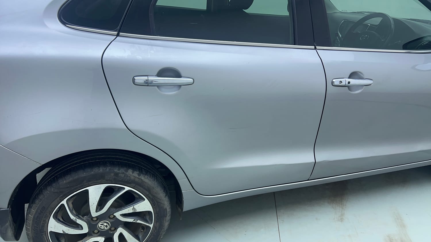 Used 2019 Toyota Glanza V CVT Petrol Automatic dents MINOR DENT