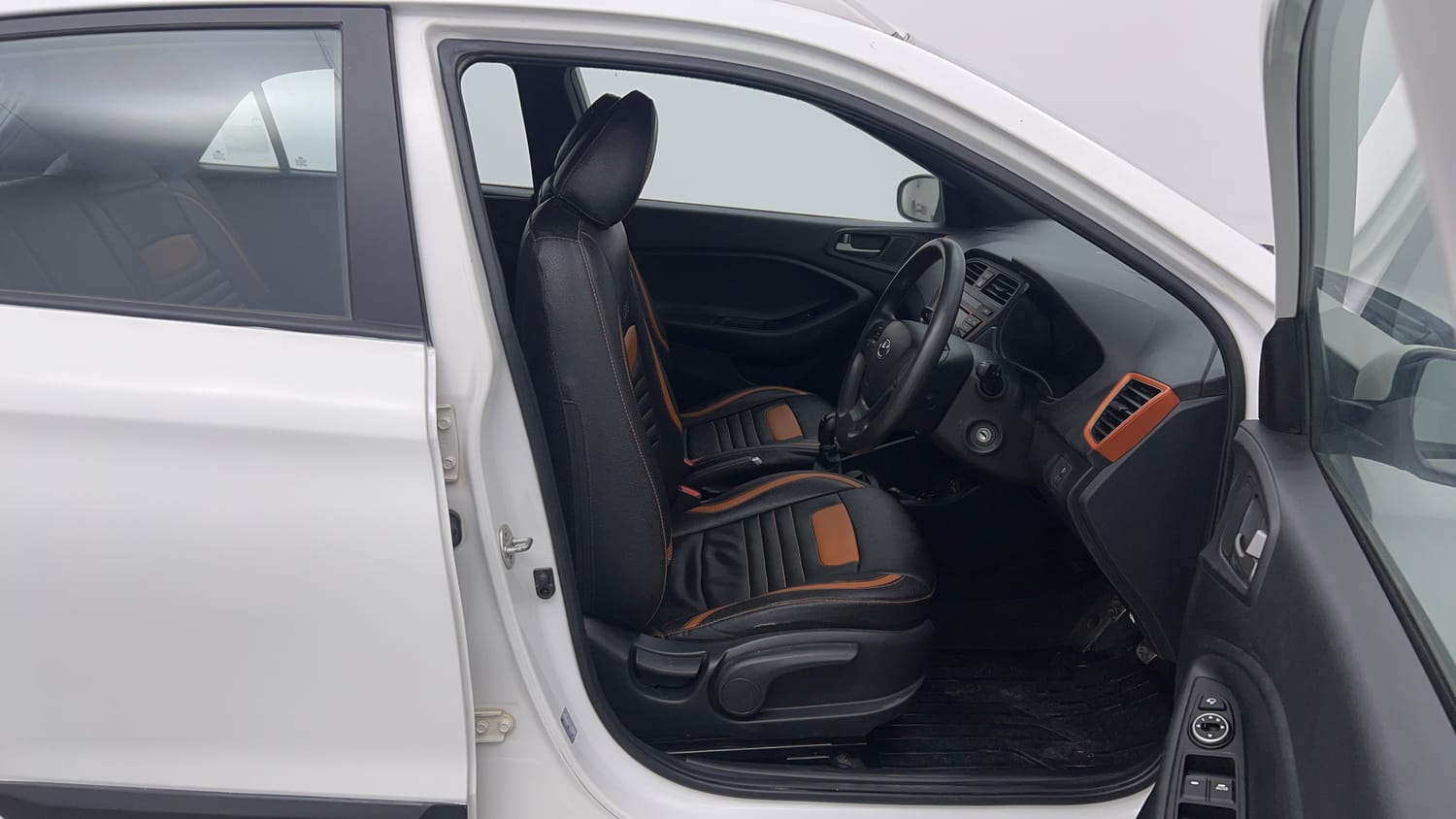 Used 2017 Hyundai i20 Active 1.2 S Petrol Manual interior RIGHT SIDE FRONT DOOR CABIN VIEW