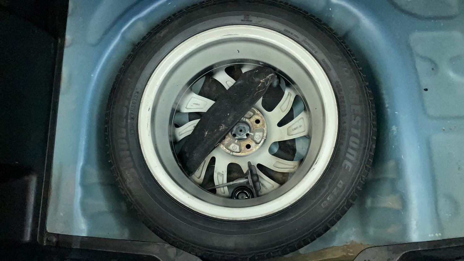Used 2019 Maruti Suzuki Baleno Alpha Petrol Manual tyres SPARE TYRE VIEW