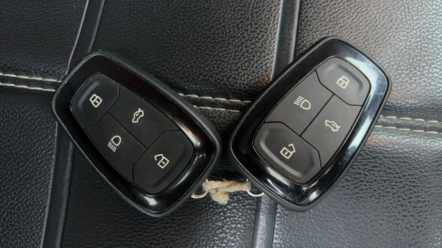 Used 2024 Tata Punch Creative Dual Tone AMT Petrol Automatic extra CAR KEY VIEW