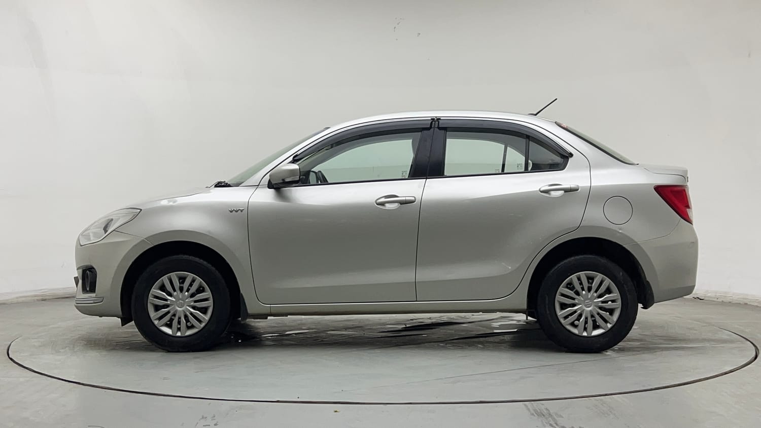 Used 2018 Maruti Suzuki Dzire VXi AMT Petrol Automatic exterior LEFT SIDE VIEW