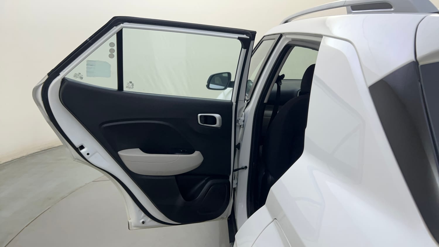 Used 2022 Hyundai Venue SX 1.2 Petrol Petrol Manual interior LEFT REAR DOOR OPEN VIEW