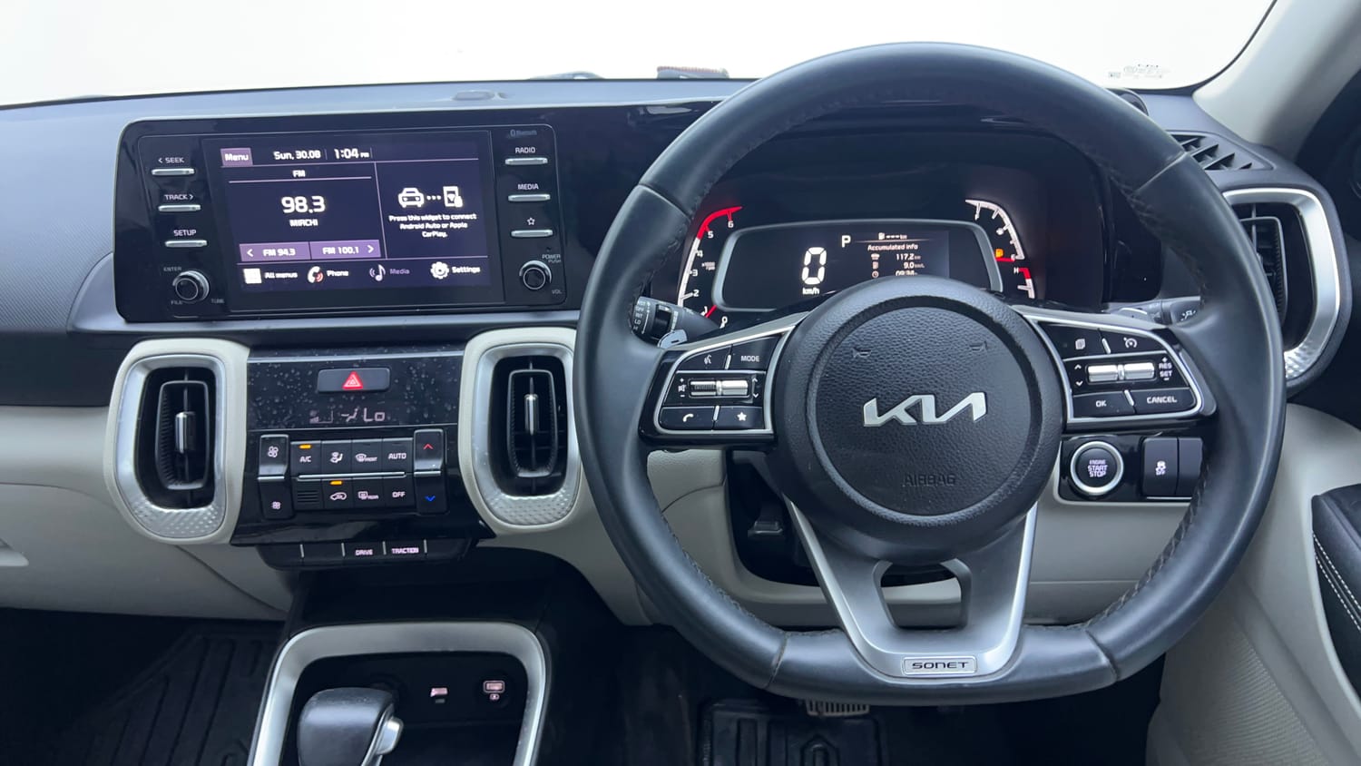 Used 2023 Kia Sonet HTX 1.5 AT Diesel Automatic interior STEERING VIEW